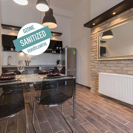 Luxury Apartment By Hi5-Varoshaz Suite Budapest Eksteriør billede