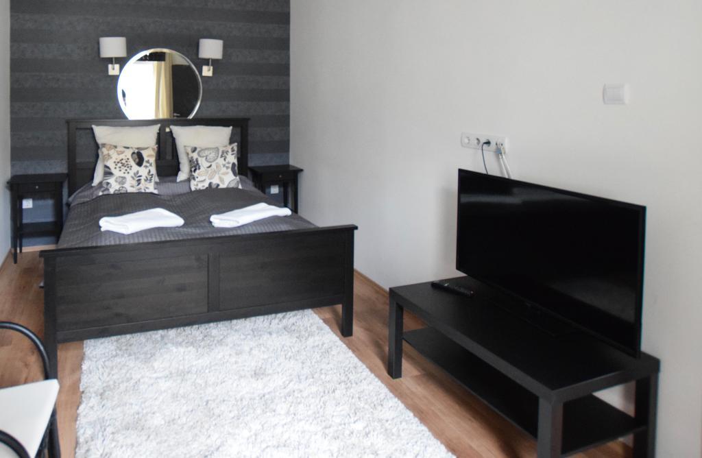 Luxury Apartment By Hi5-Varoshaz Suite Budapest Eksteriør billede