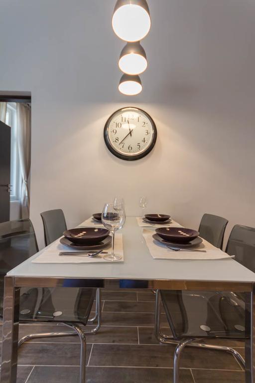 Luxury Apartment By Hi5-Varoshaz Suite Budapest Eksteriør billede